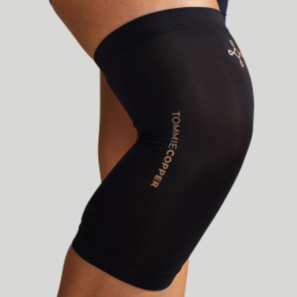 Tommie Copper 2 Pairs of Compression Knee Sleeves Unisex Size M  New - Picture 1 of 6